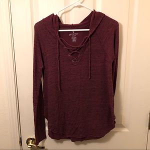 Lightweight pullover hoodie | AEO